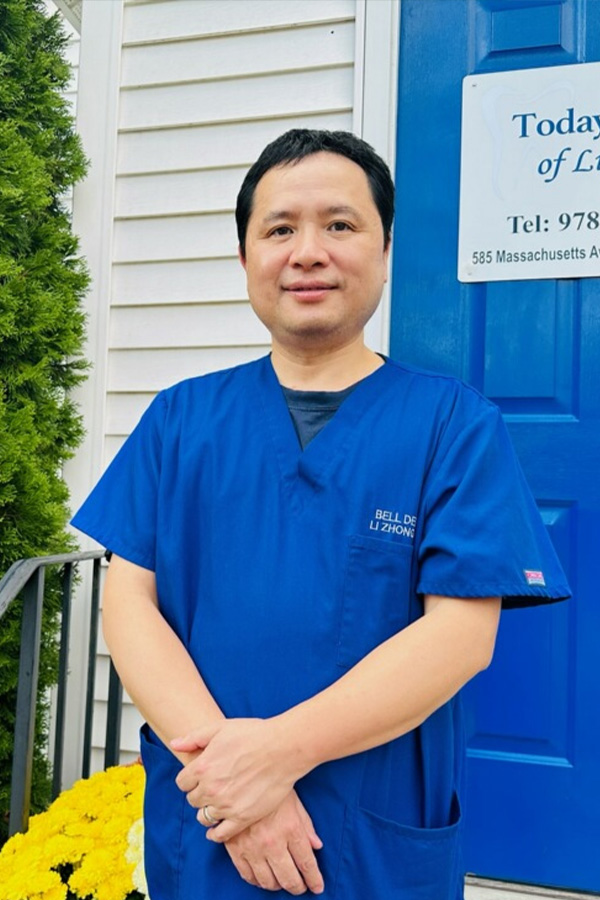 Portrait of Dr Li Zhong